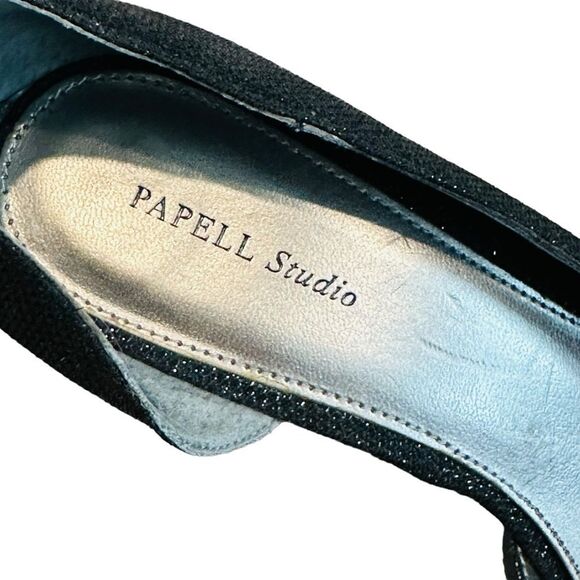 Papell Studio Gunmetal Pointy Toe Pumps - Size 8 - Picture 10 of 15